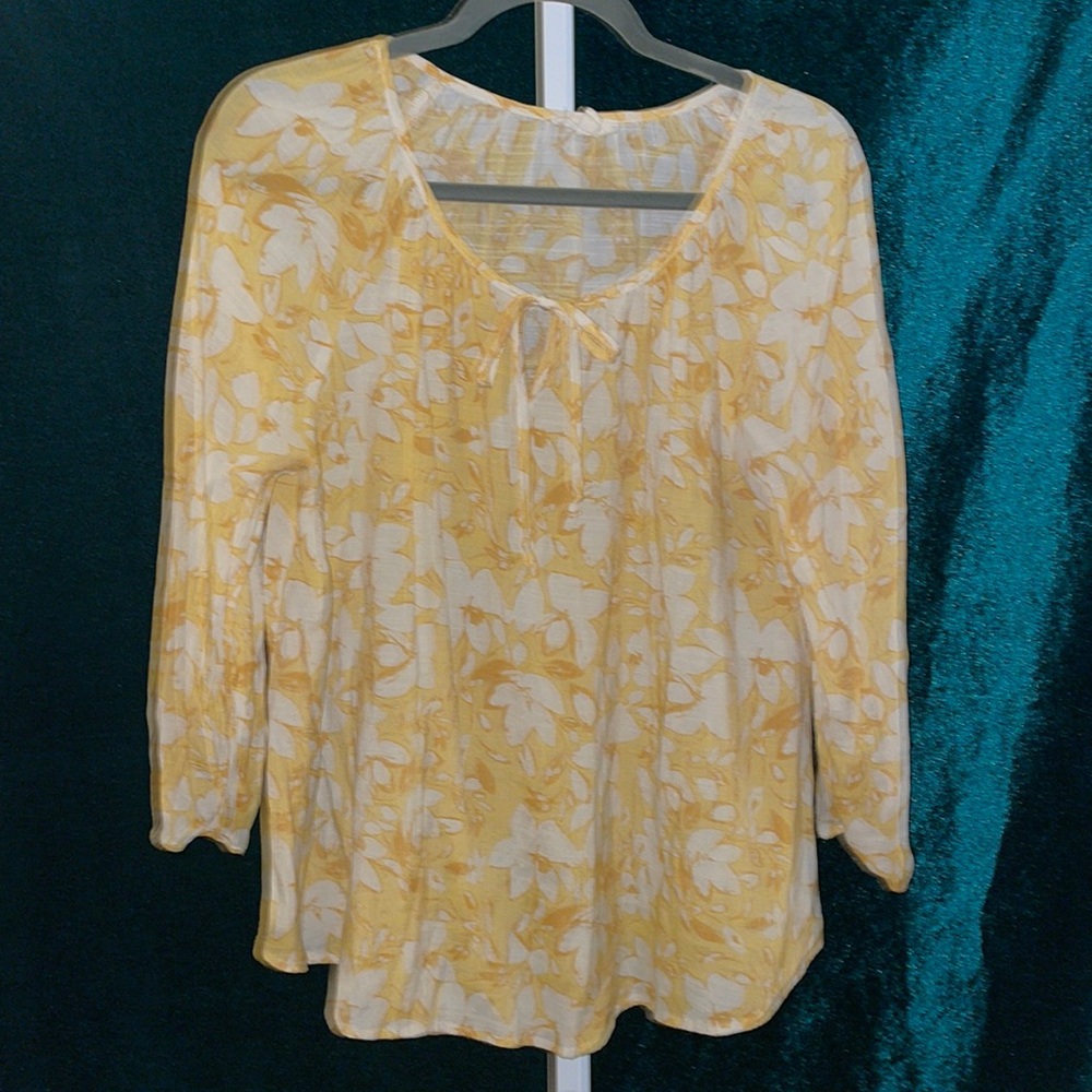 Como Blue Pale yellow and White Peasant Top Medium